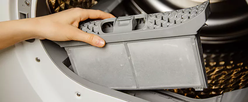 Signs Of A Clogged Dryer Lint Trap in Poway, California